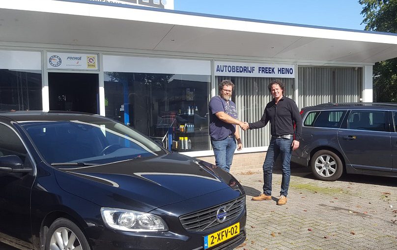 Dennis Offenberg neemt Auto Freek Heino over